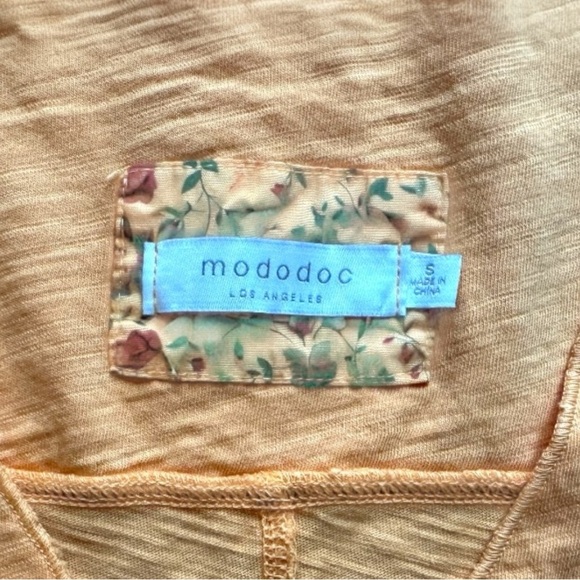 Mododoc Mustard Yellow/Orange V-Neck Short Sleeve Longline Tee – Size S - Picture 7 of 11